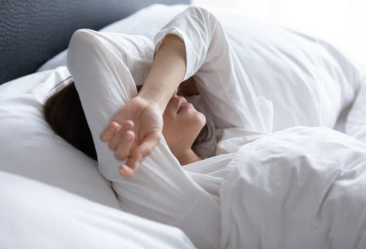 Delayed Sleep Phase Syndrome (DSPS) is a sleep disorder characterized by a persistent delay in an individual's circadian rhythm, causing them to have difficulty falling asleep and waking up at socially acceptable times.